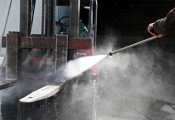 Best Commercial Pressure Washing  in Buckner, MO